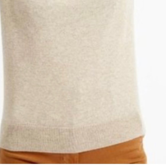 Everlane | Cashmere Crew Neck Sweater - Picture 9 of 9